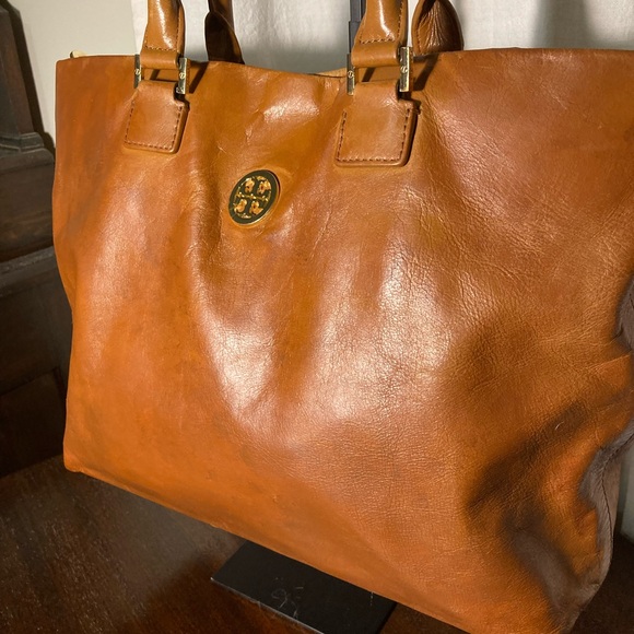 Tory Burch Large  Dena Tan Leather Tote bag - Picture 7 of 11
